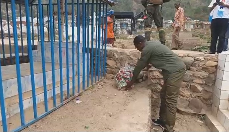 tombe du sm michel mbavu